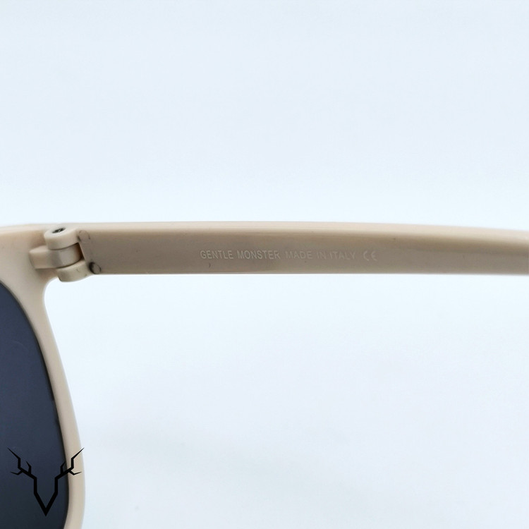 عینک آفتابی برند کللدر مدل تیریا