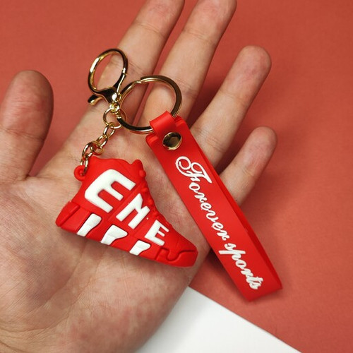 جاکلیدی سیلیکونی مدل کفش SUPREME رنگ قرمز